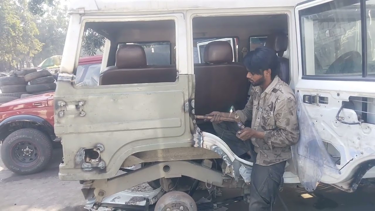 Damage. Quarter panel repair. Chandigarh manimajra. Denting painting.9915491168