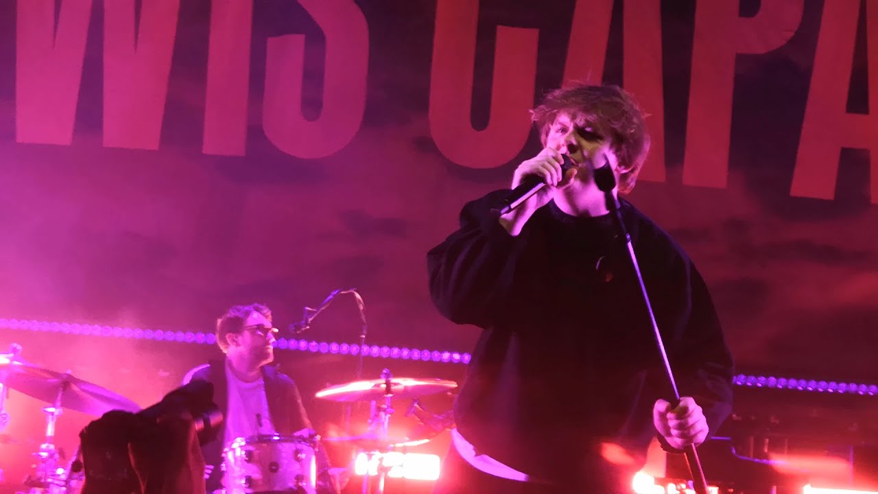 Lewis Capaldi - Grace [Live in Prague]