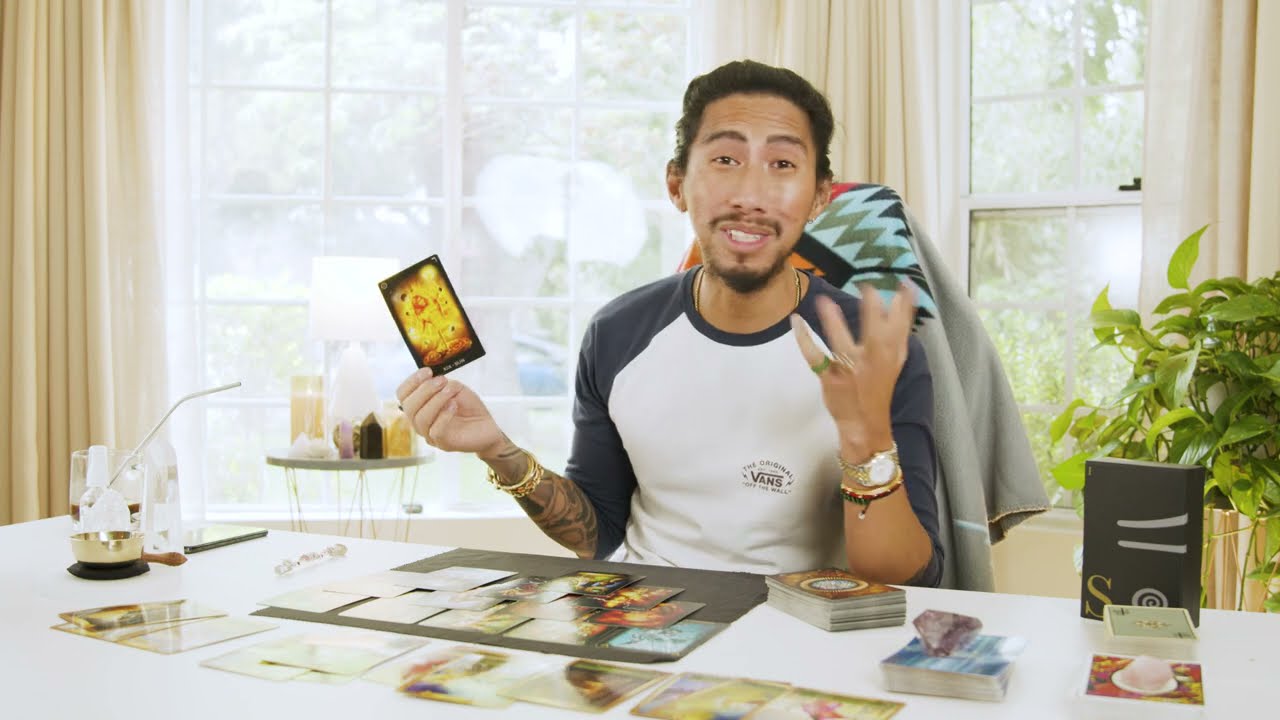 GEMINI | SOMEONE TO PLAY WITH DREAM LOVER | APRIL 2021 TAROT READING