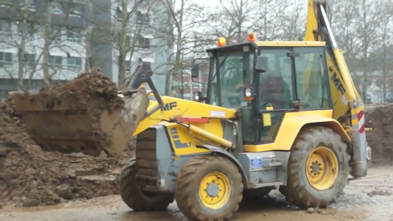 Upravljalec težke gradbene mehanizacije - Informativni dan 2022