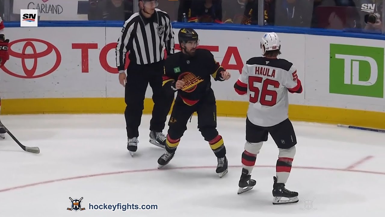 Erik Haula vs Conor Garland Oct 30, 2024