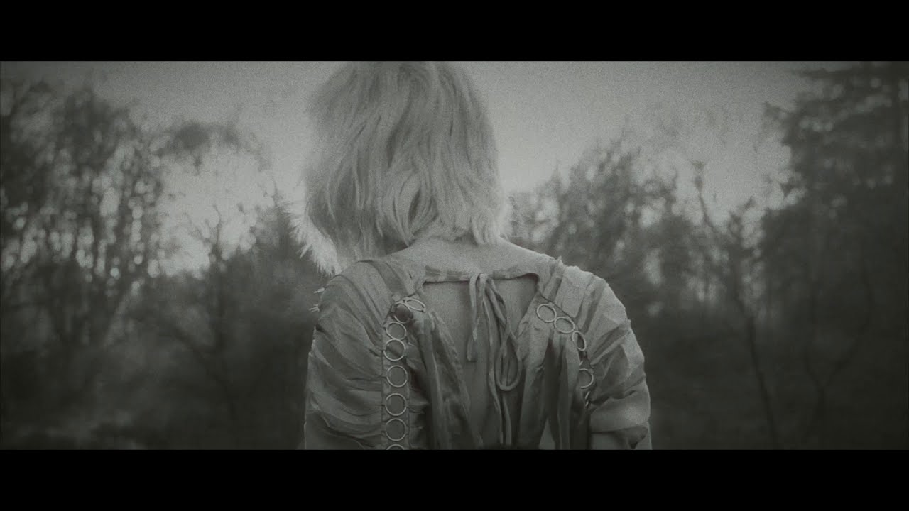 Georgia Crandon - Colour Blind (Official Music Video)