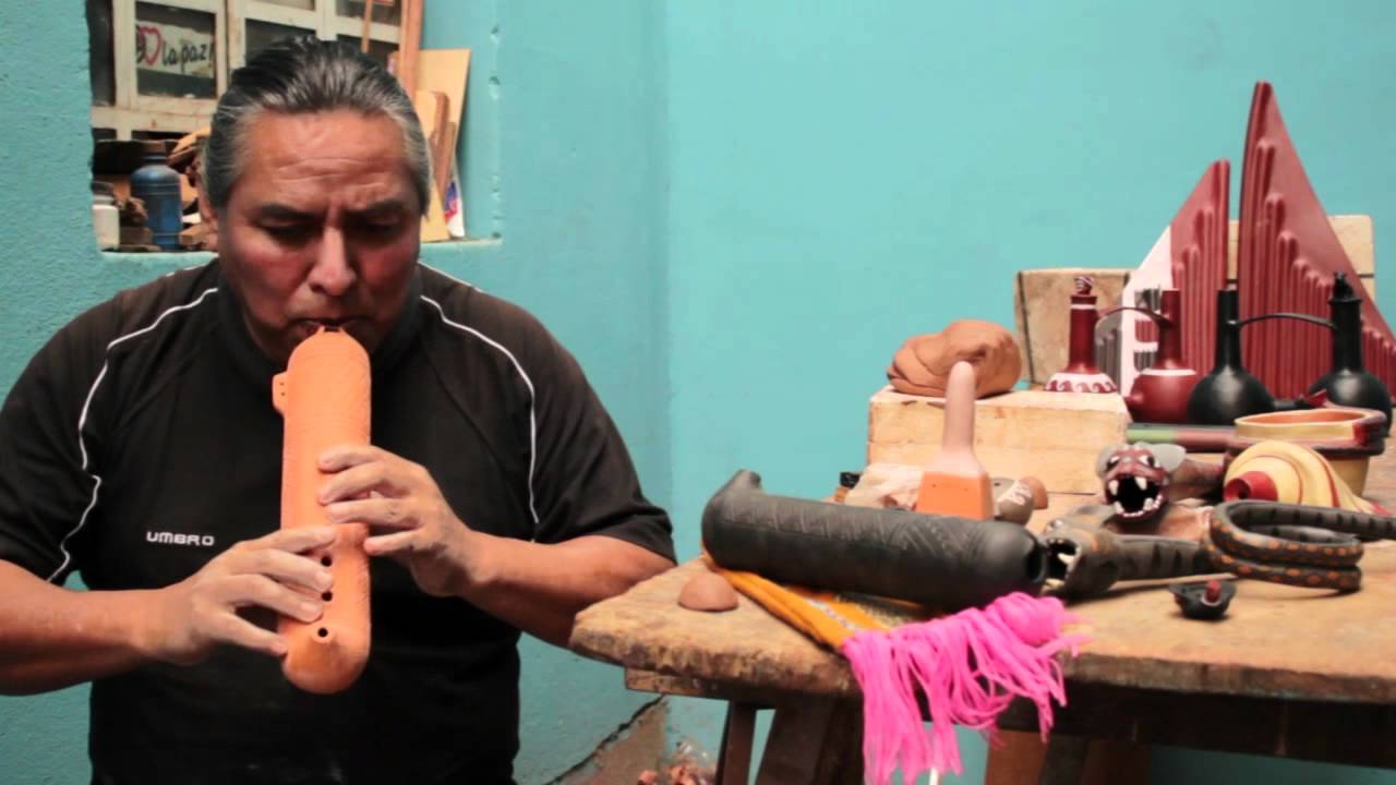 Alfredo Najarro Akasiete - constructor instrumentos prehispánicos