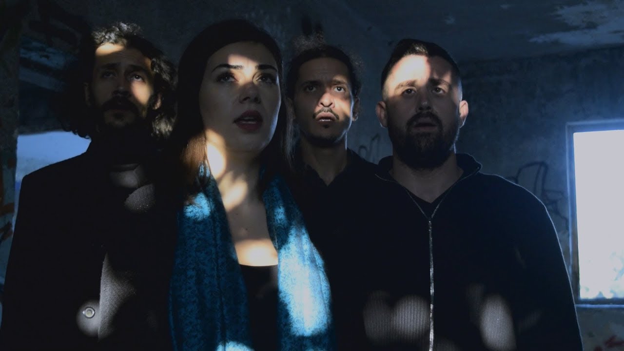 Petrichor - Νύχτωσε χωρίς φεγγάρι - Απόστολος Καλδάρας