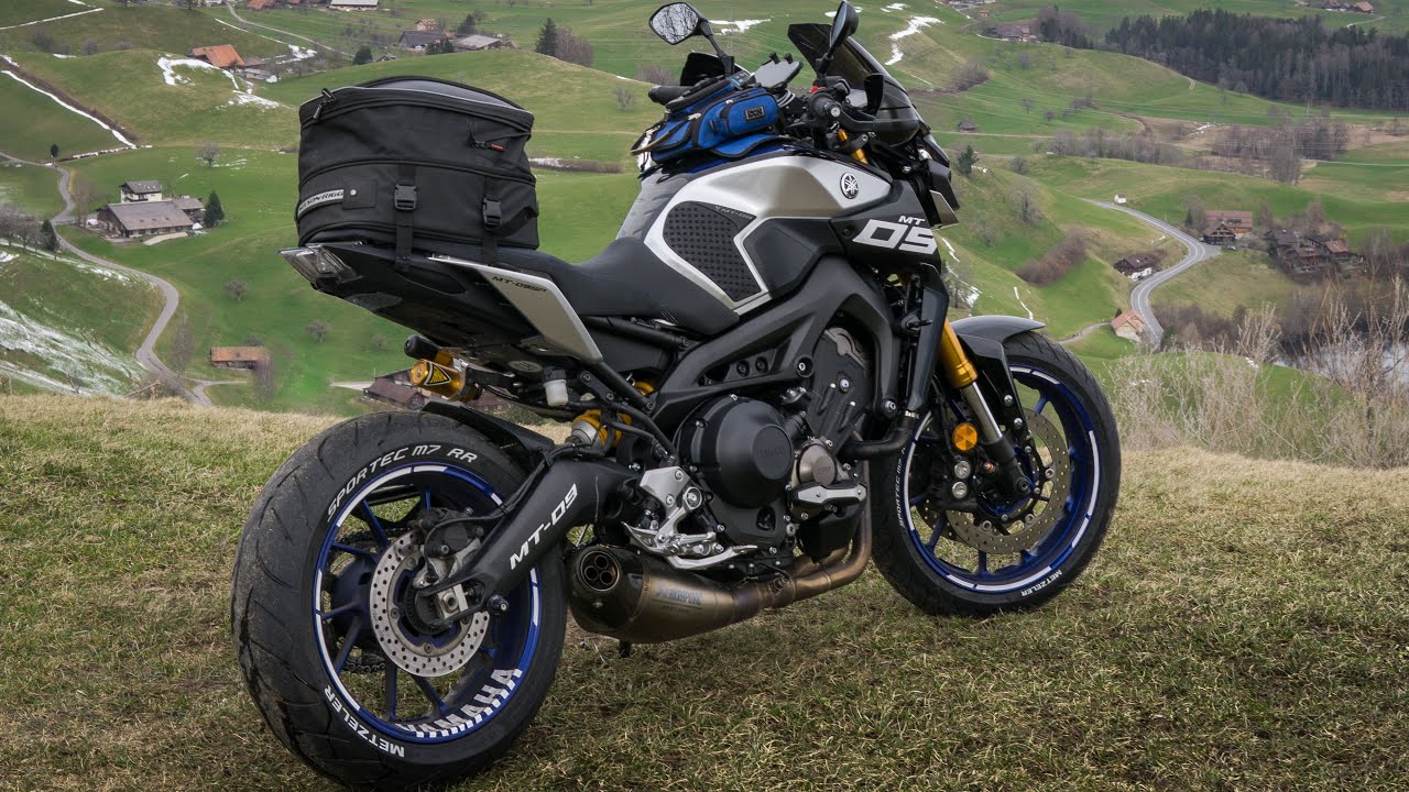 A Short Swiss Winter Day Trip on my Yamaha MT09!