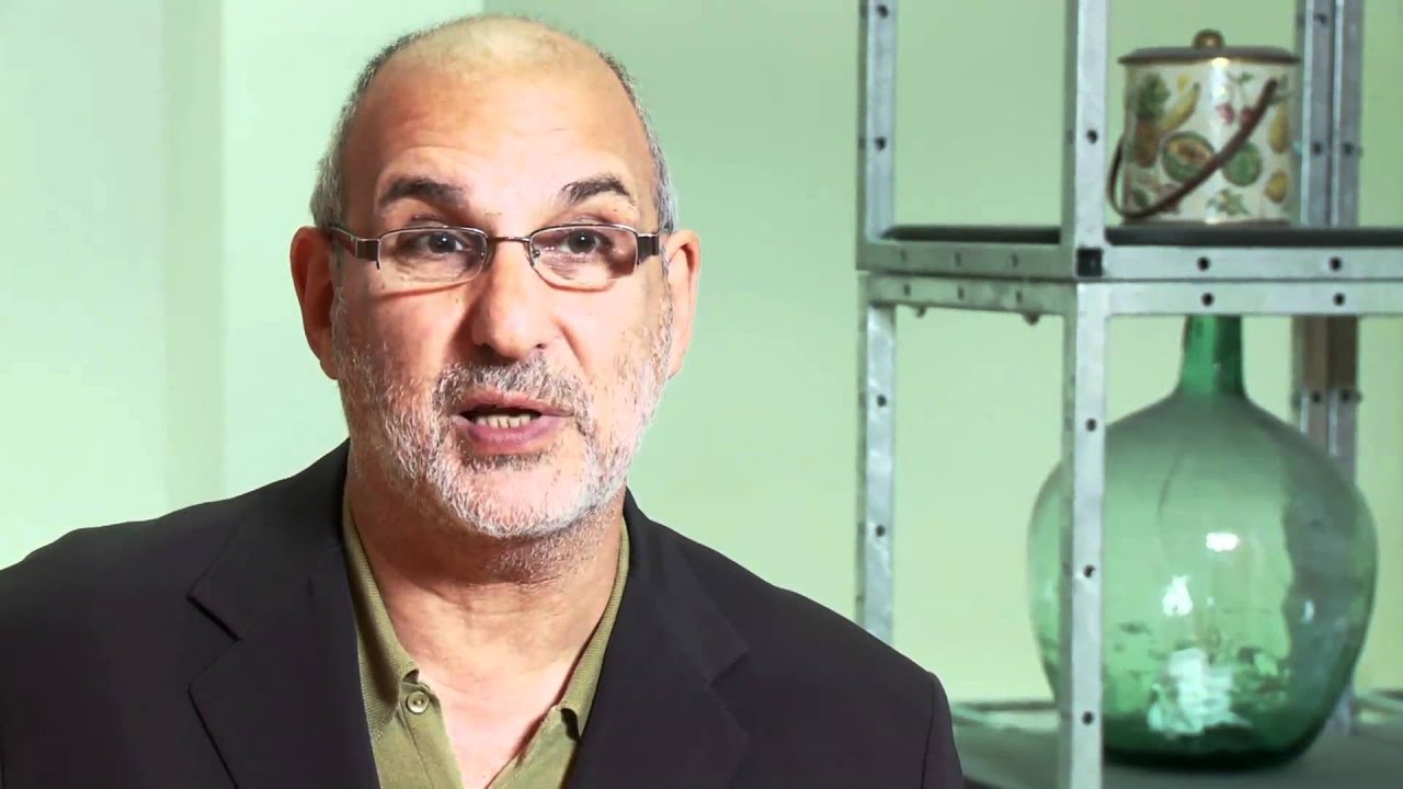 Alan Yentob brings his 'thing' to 'Things' at Wellcome Collection