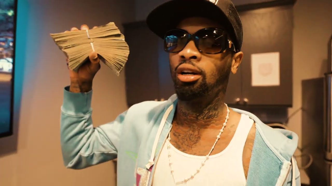 Slimesito - Pistolas (Official Video)