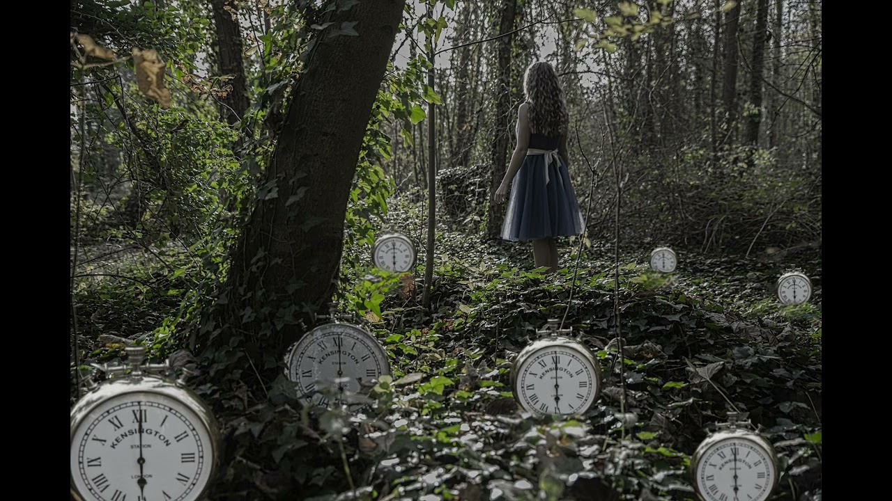 Alice in Wonderland - 1 hour of sleep music