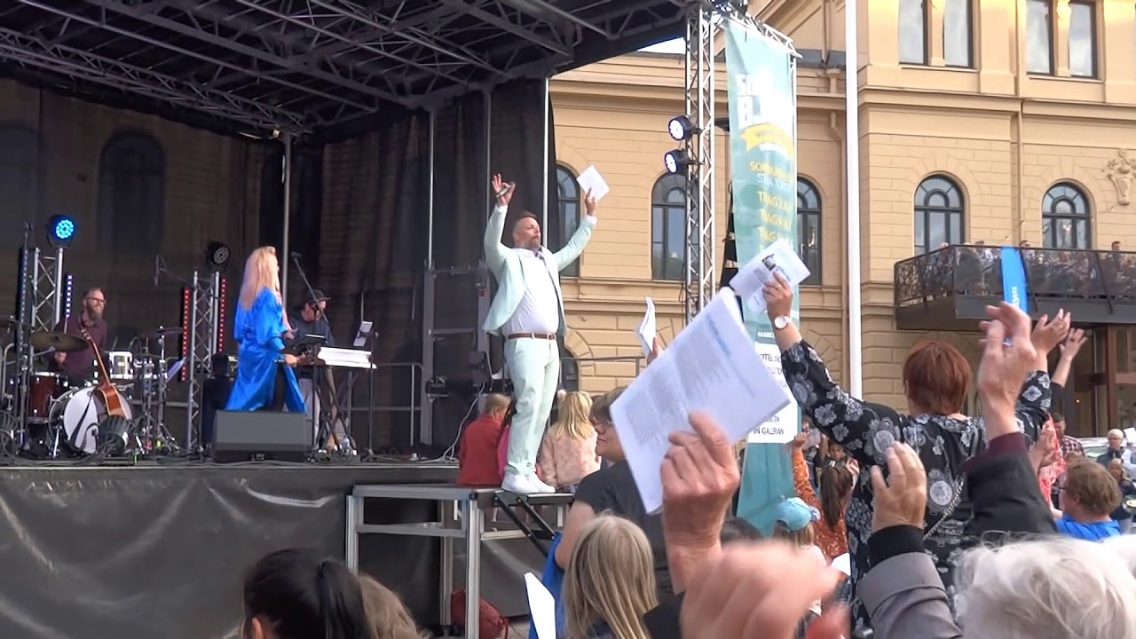 ''Allsång med Shirley Clamp'' | Blandade låtar @ Sundsvall Bjuder