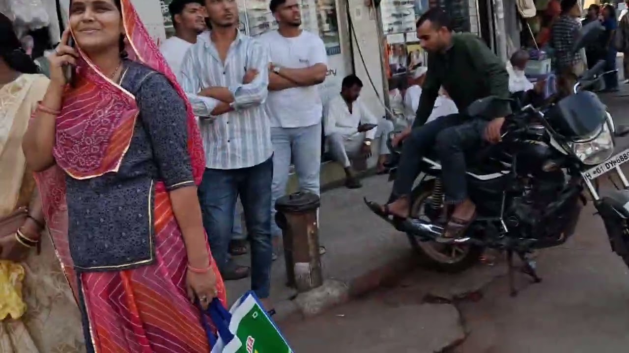 Holselmarket.jhaveribajar.mangaldas.manishmarket..