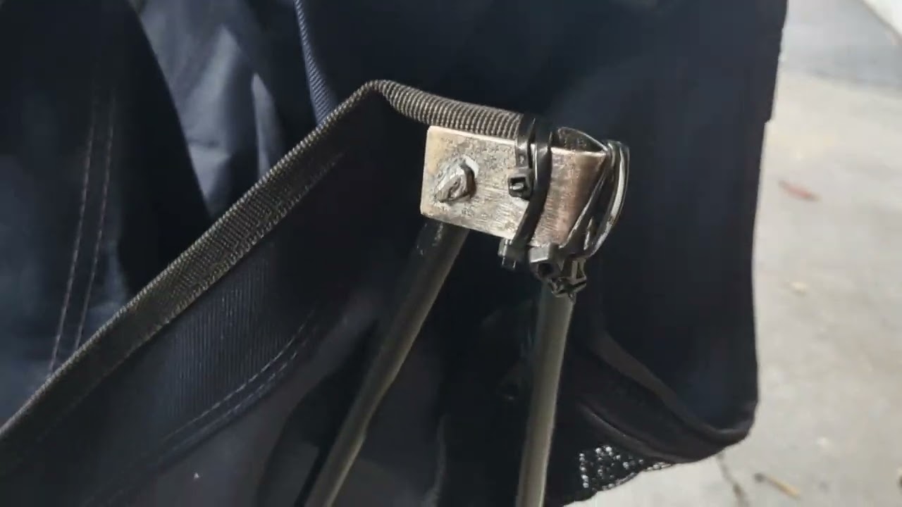 Fix camping chair, broken corner hinge