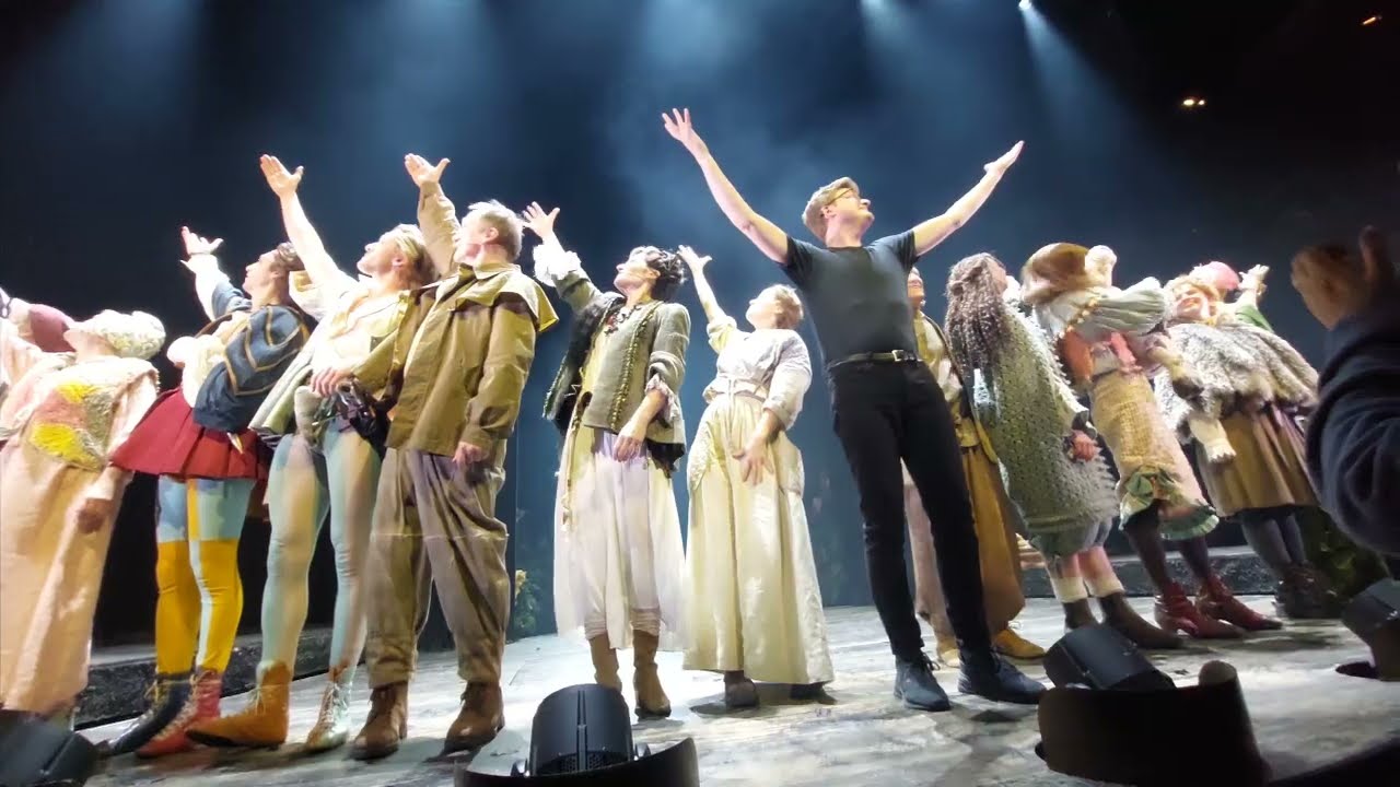 INTO THE WOODS - curtain call - Bridge Theatre - London - 2026. január 3.