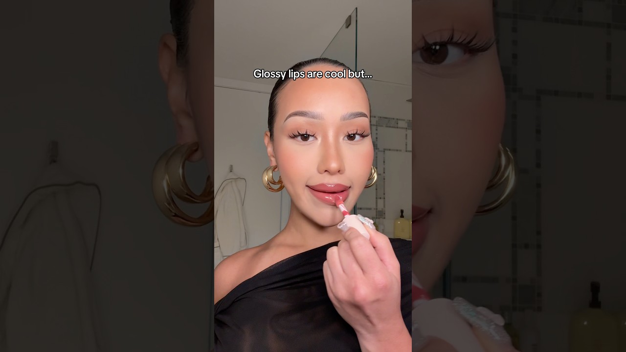 Glossy or matte lips? 👀 #makeup
