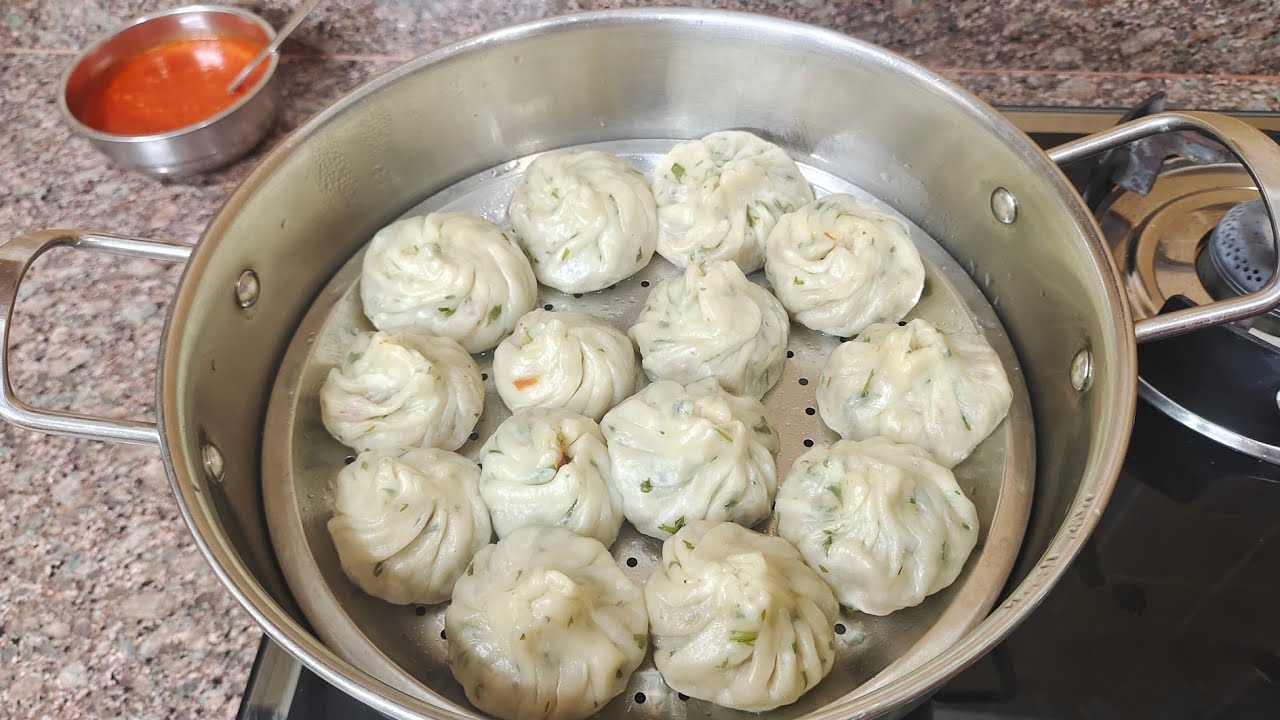 घर पर बिल्कुल बाजार जैसे मोमोज | आसान स्टेप-बाय-स्टेप रेसिपी #recipe #food #streetfood #explore 