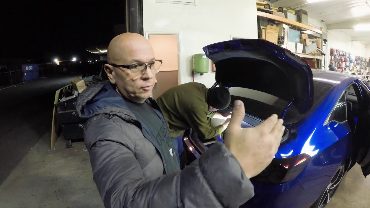 почему мой бас постоянно отключается?