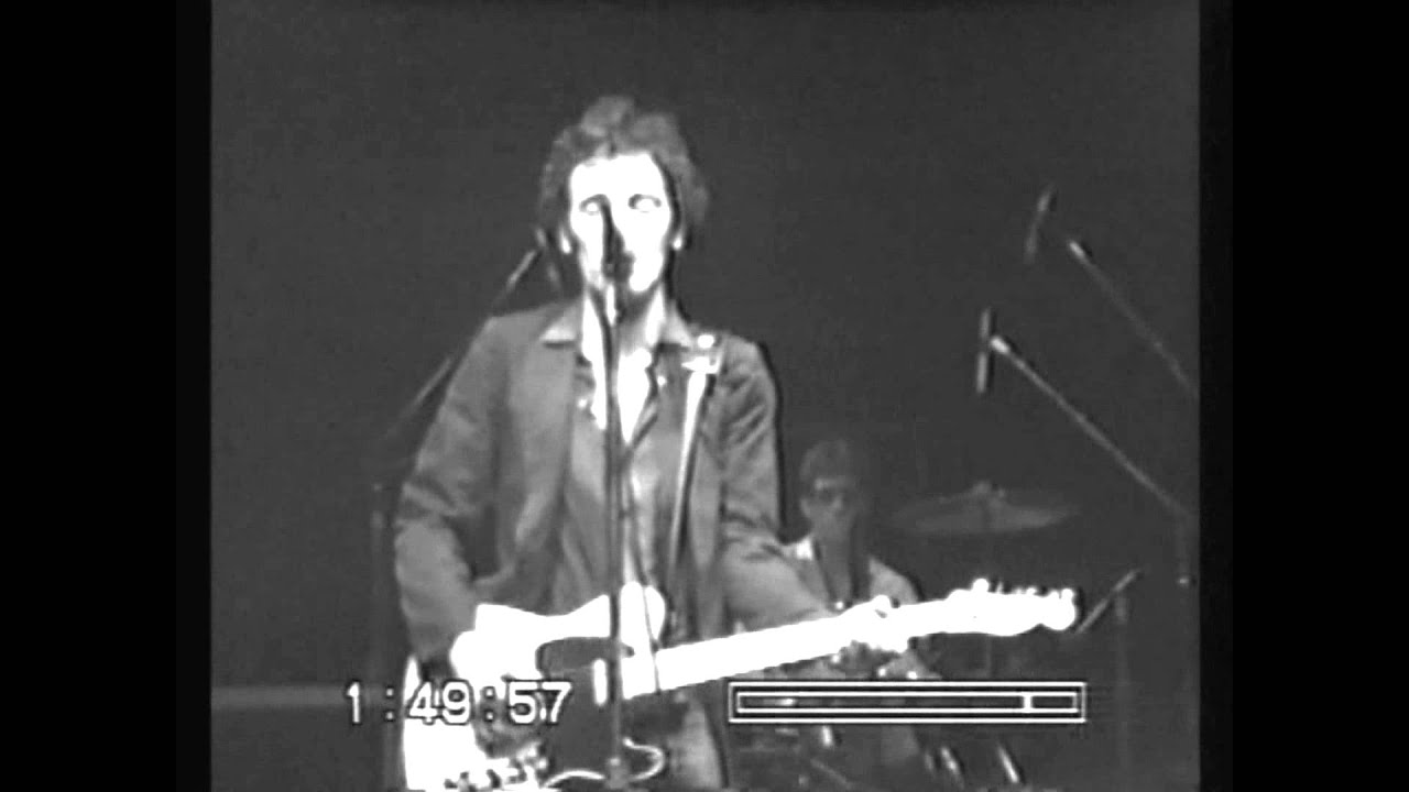 Bruce Springsteen - Live At Passaic - 15. Point Blank
