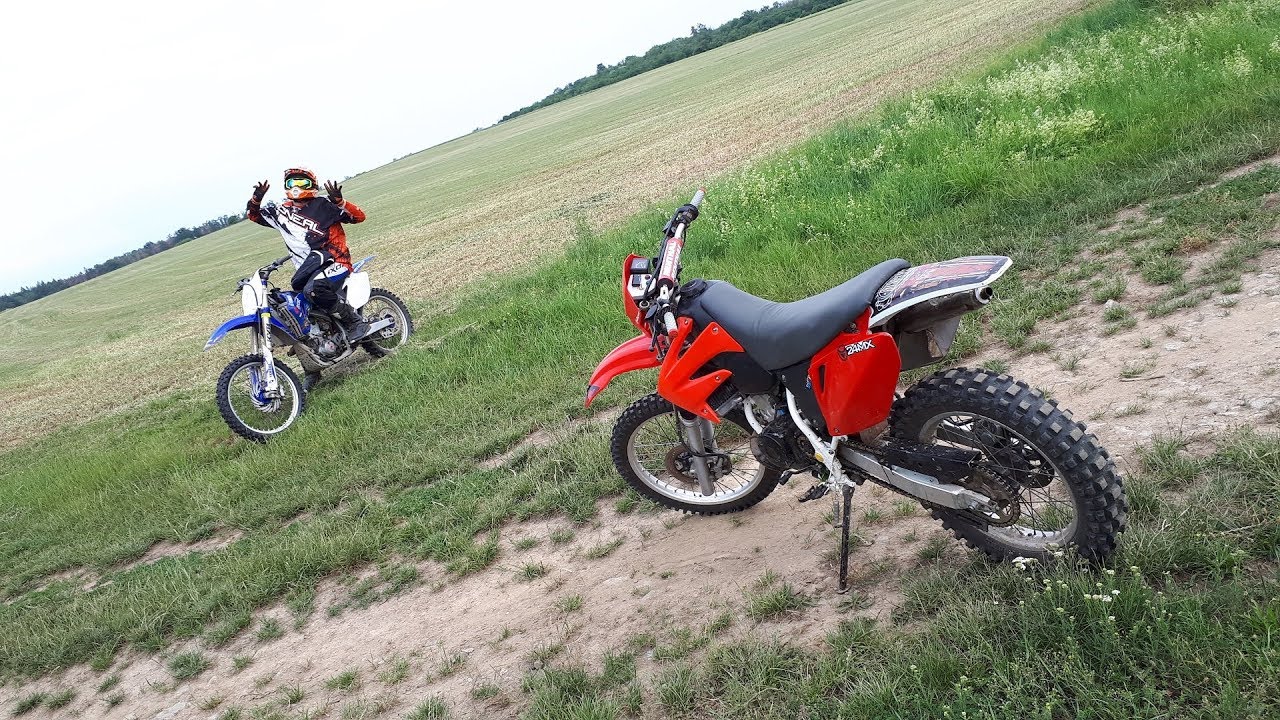 Honda CRM 125 vs Yamaha YZ 250F | Motocross
