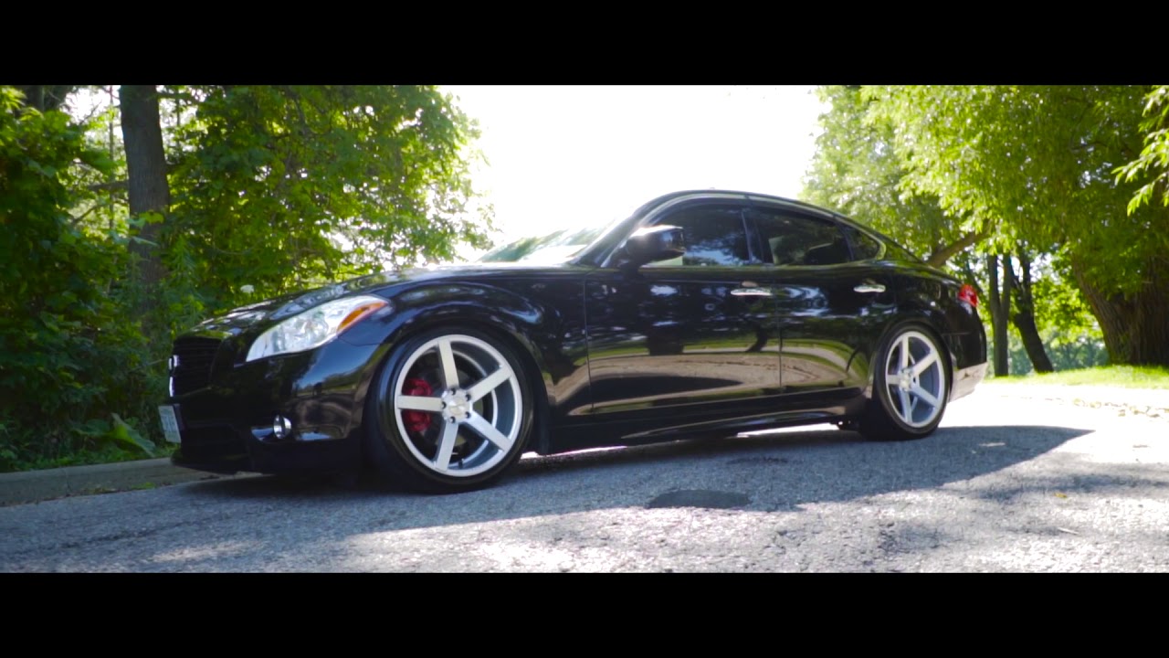 Infiniti M37x with Vossen CV3R