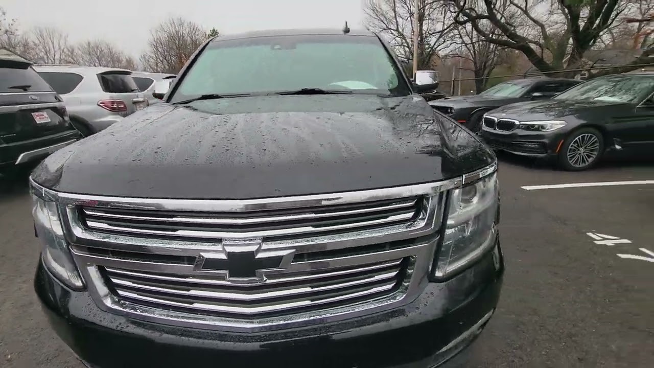 256623 - 2017 Chevy Suburban Premier 4x4 - Black