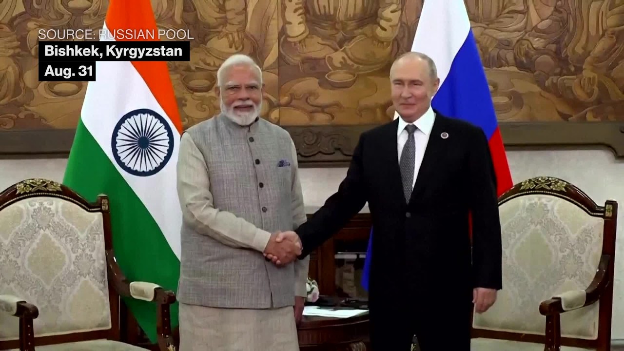 India's Modi Calls on Putin to End War in Ukraine