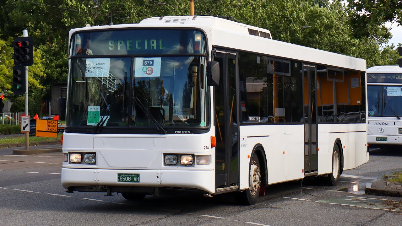 Nuline Bus 214 Volvo B10BLE, Volgren "CR221L"
