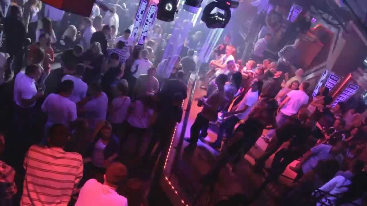 Halloween w KLUBIE Arena Strubiny ! ŚRODA 31/10/2012!