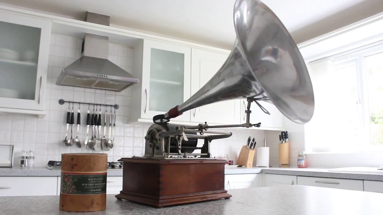 Pathe Chante Clair Phonograph 1905