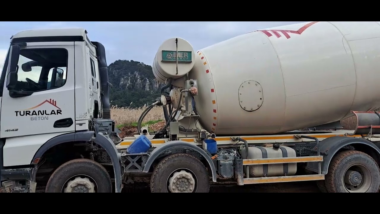 Muğla sarıgerme 184 m2 Gazbeton Çelik Villa Projemizin 30 cm Alt radye Temel Beton Uygulaması