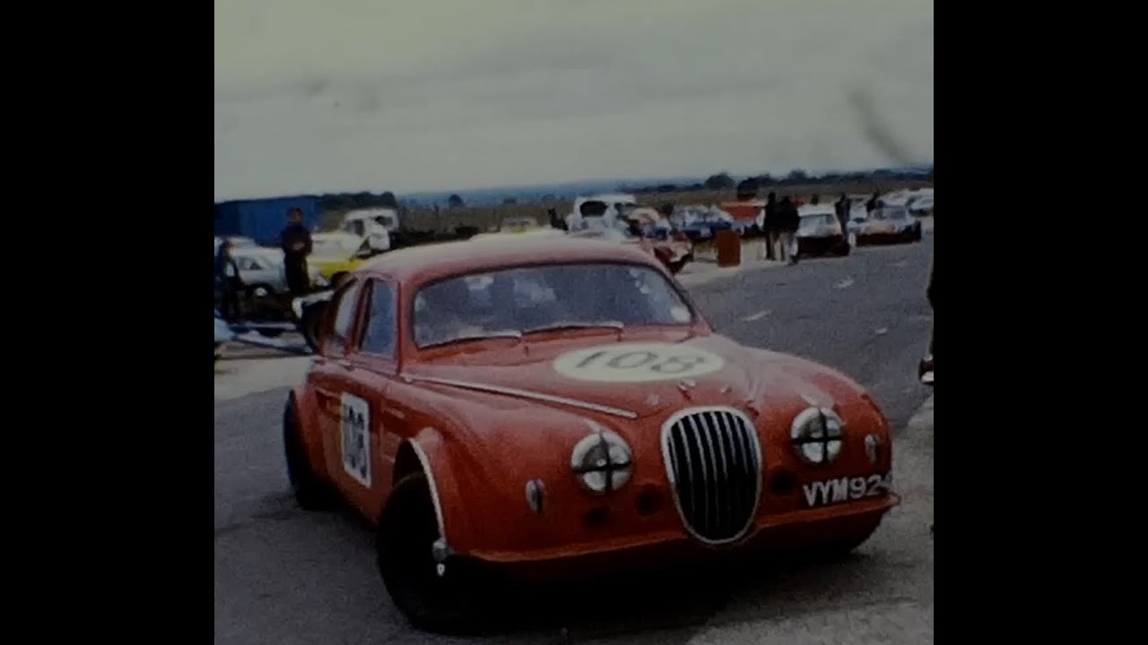 Risca Garages Jaguars - Special Saloon Cars   Thruxton   1972