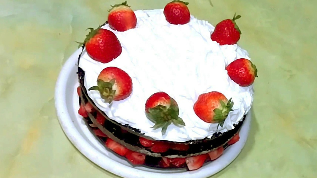 تورتة دايت بدون دقيق بدون سكر تورتة فراولة اكل دايت حلوى صحية اكل مناسب للرجيم و مرضى السكر