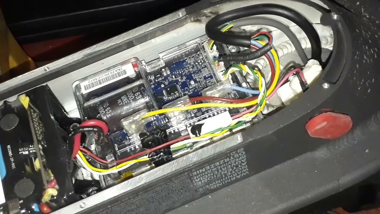 Xiaomy Esential не едет,колесо рывками,прошивка или...?