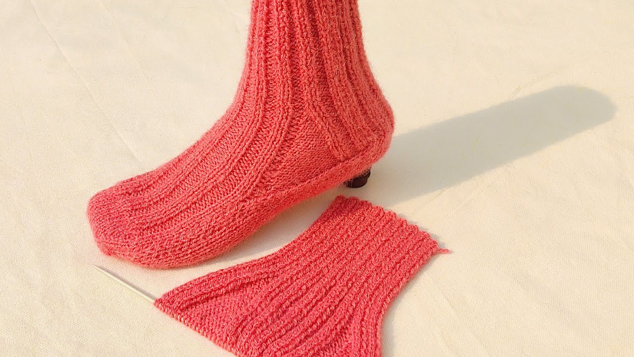 Adorable Pink Ankles Booties or Socks | Very Easy Knitting Pattern For Beginners Step By Step