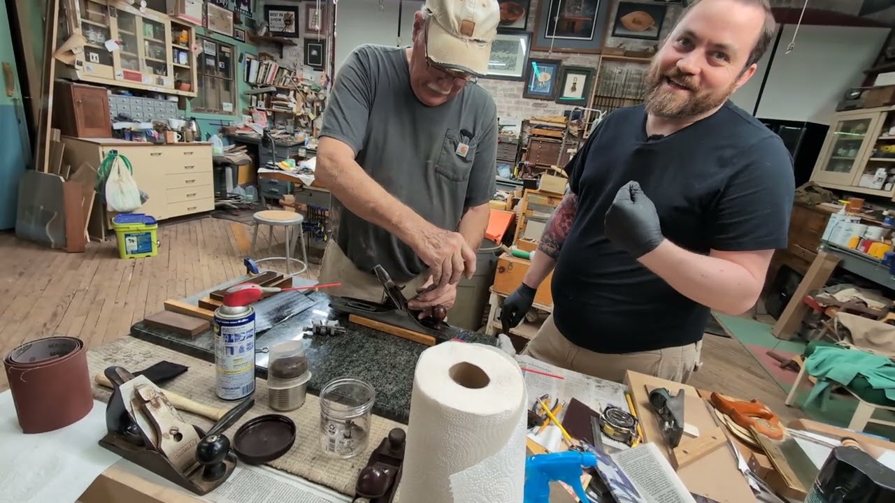 How to set a plane blade
