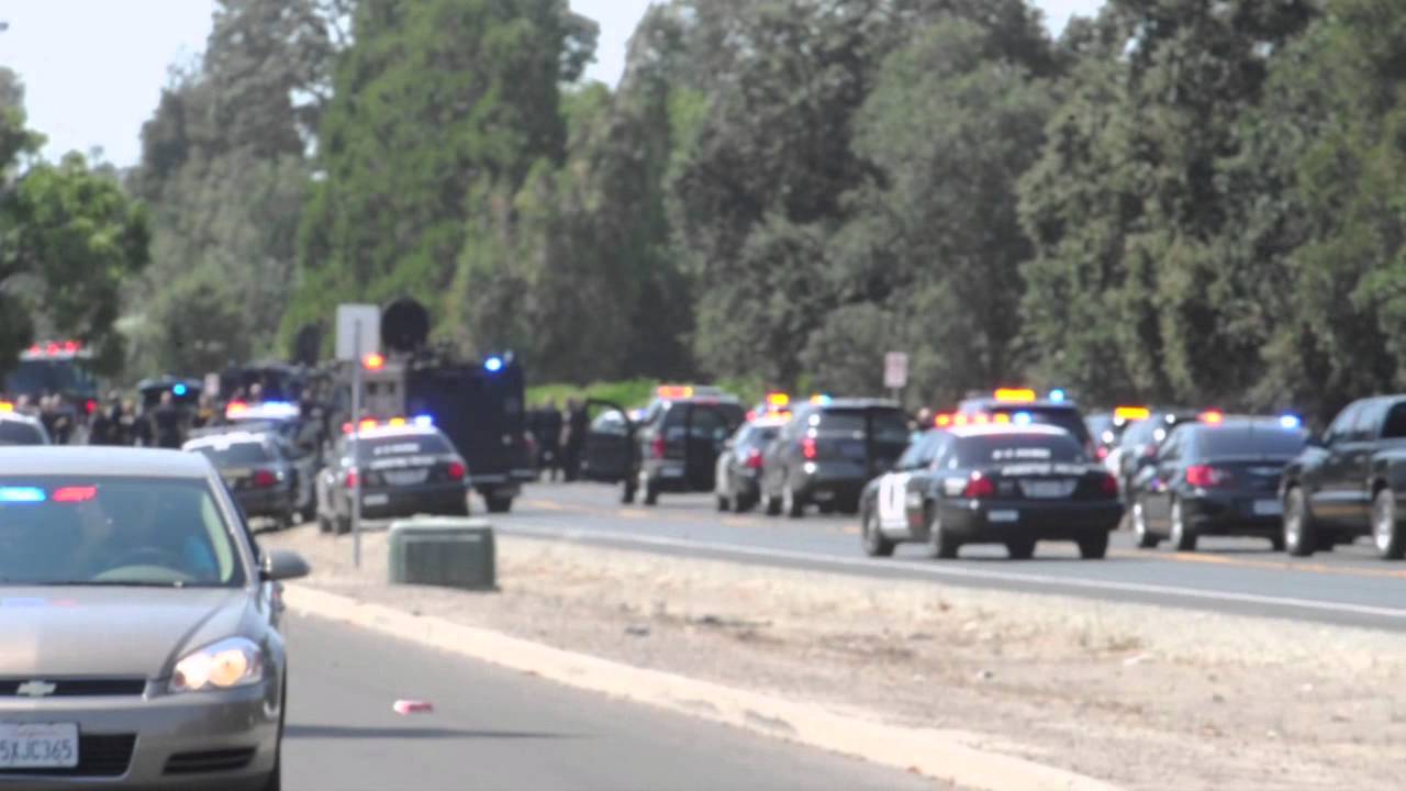 Bank robbery suspects lead law enforcement on hour-long chase