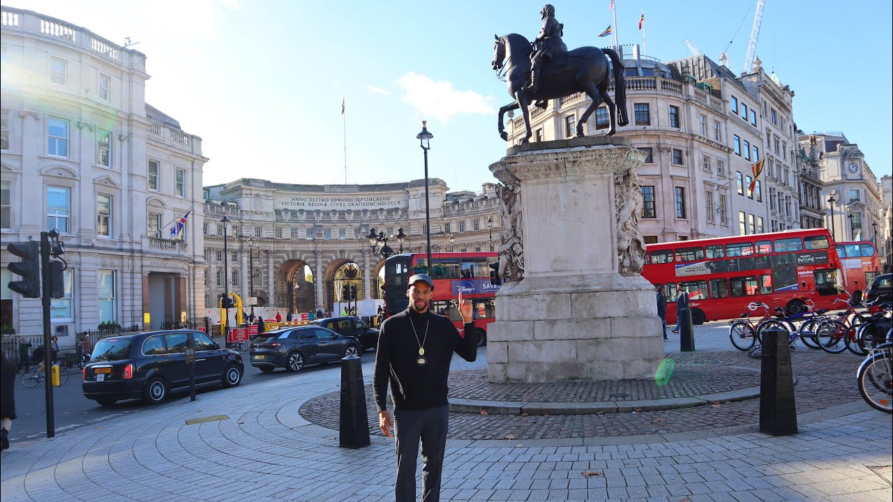 Did You Know This Is The Very Centre of London 📍- Charing Cross Tour 🇬🇧
