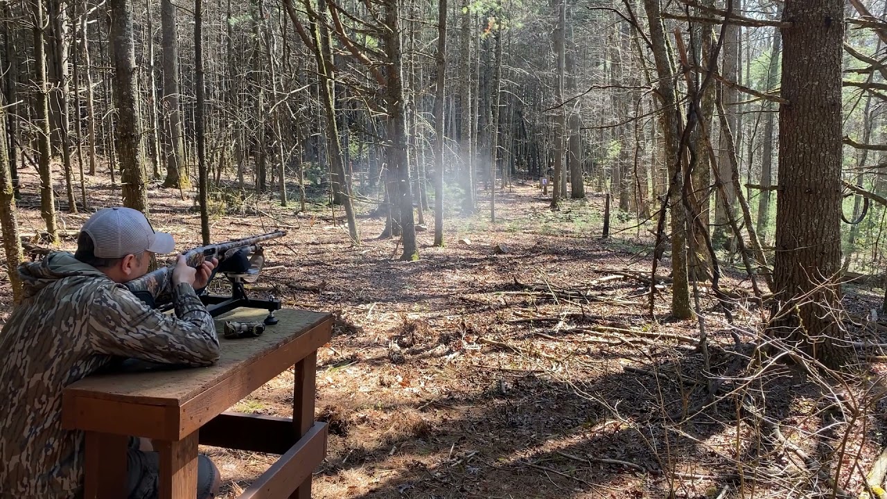 Testing out the Mossberg 835 with Longbeard XR #5.  Range Test