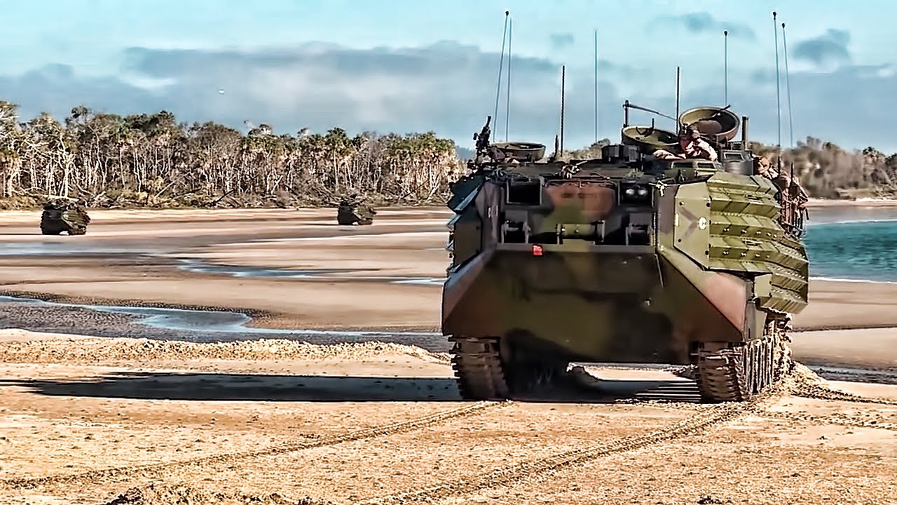 U.S. Marines Land On Australian Beach &bull; Talisman Saber 2017