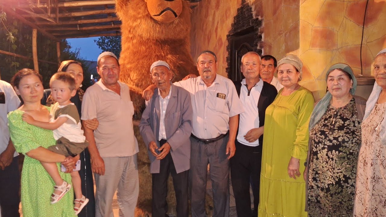 BERUNIY OFY  MADATBOY OTAMIZ 60 YOSHDA FARZANTLARI NOMIDAN TABRIKLADIK