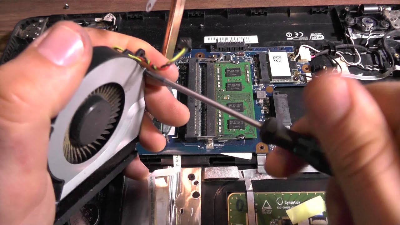 [HW: HowTo] - disassemble Toshiba C850 (Change thermal paste / Cleaning fan)
