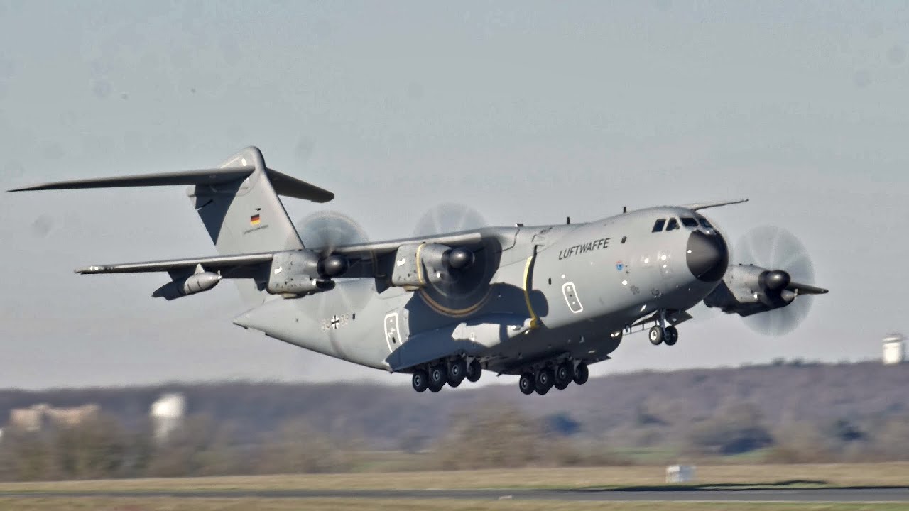A400M taxi and takeoff at Saarbrücken airport ! | GAF007