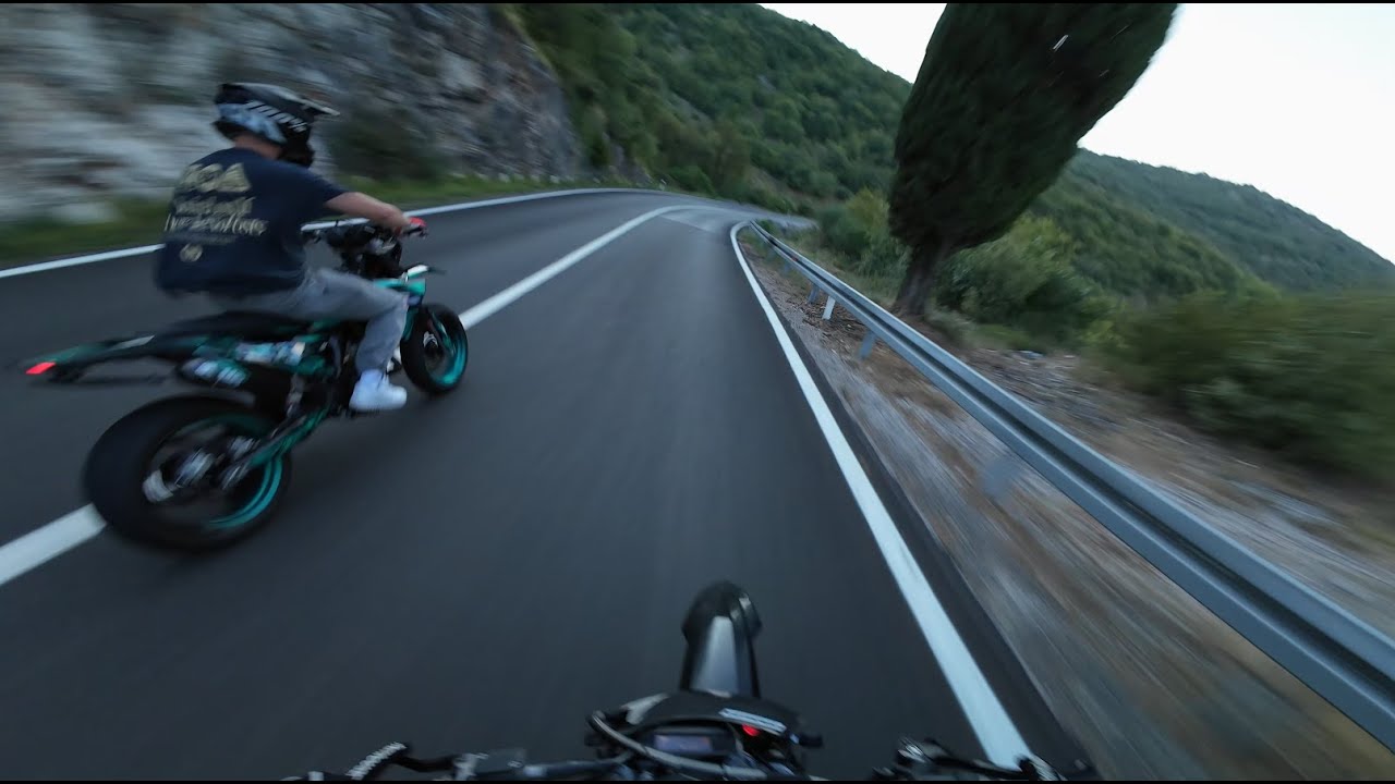 300 EXC VS 450 EXC-F Supermoto / Raw 2 Stroke Sound