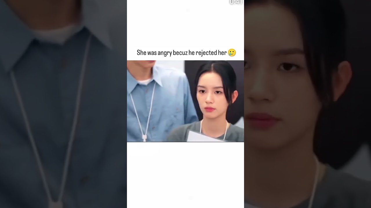 In past he has rejected her that's why she is ignoring him😩 #cdrama #couplegoals #love #ytshorts.