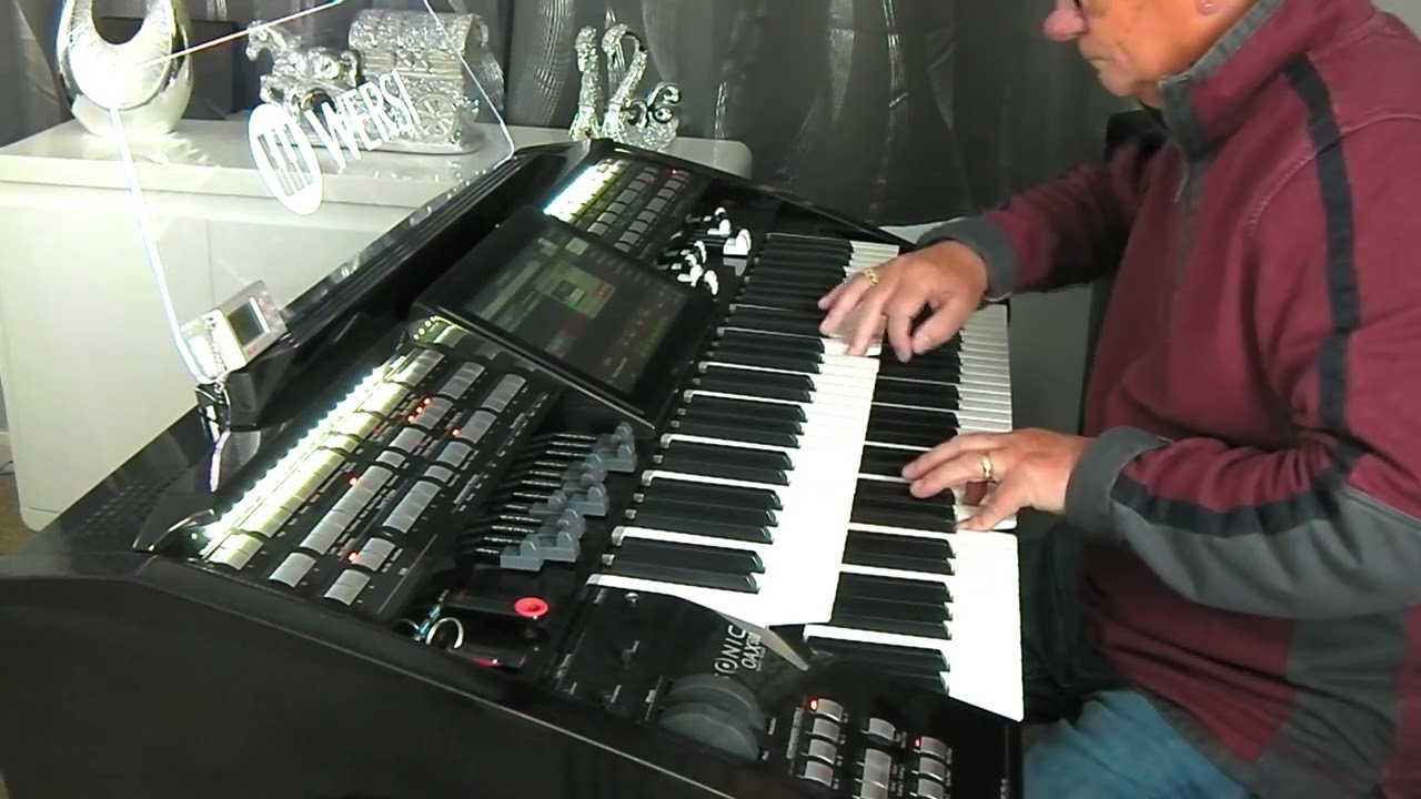 Midsummer Night's Dream in Vila Vita/Played on Wersi Sonic OAX500