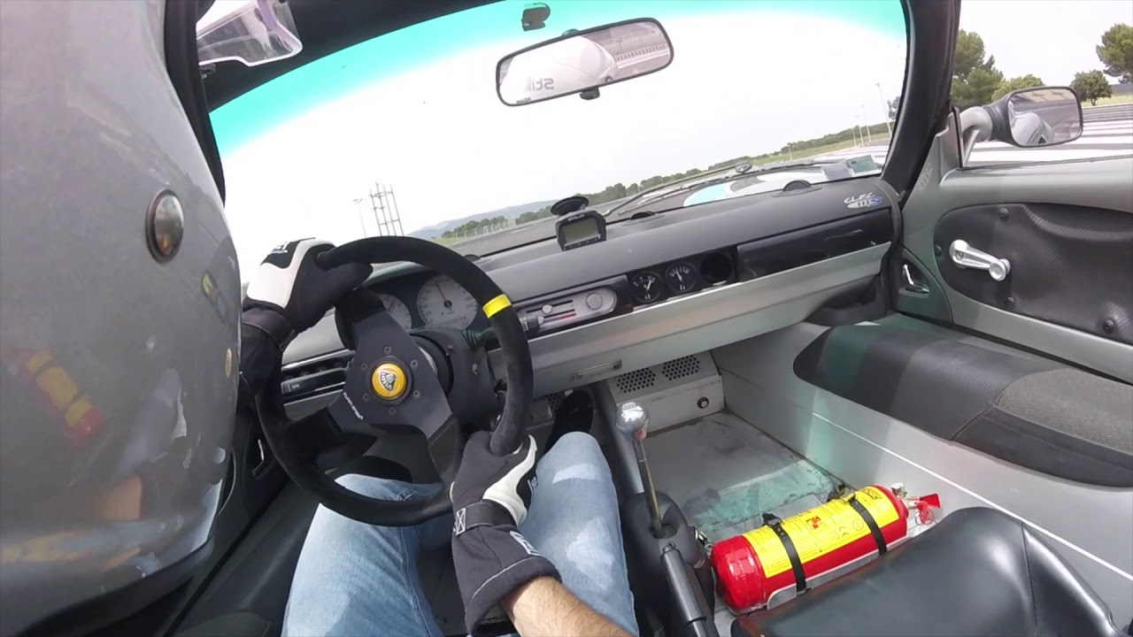 lotus S1 111S vs 4c