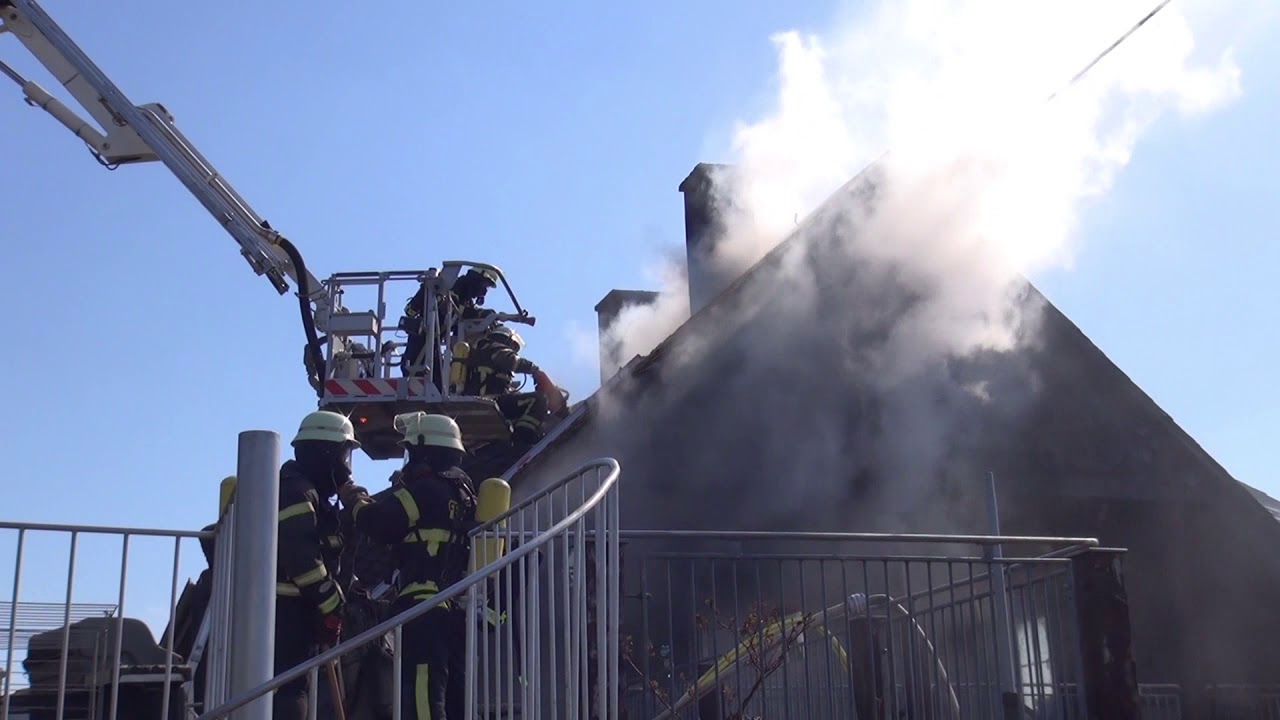 Wohnhaus brennt in Morbach-Heinzerath
