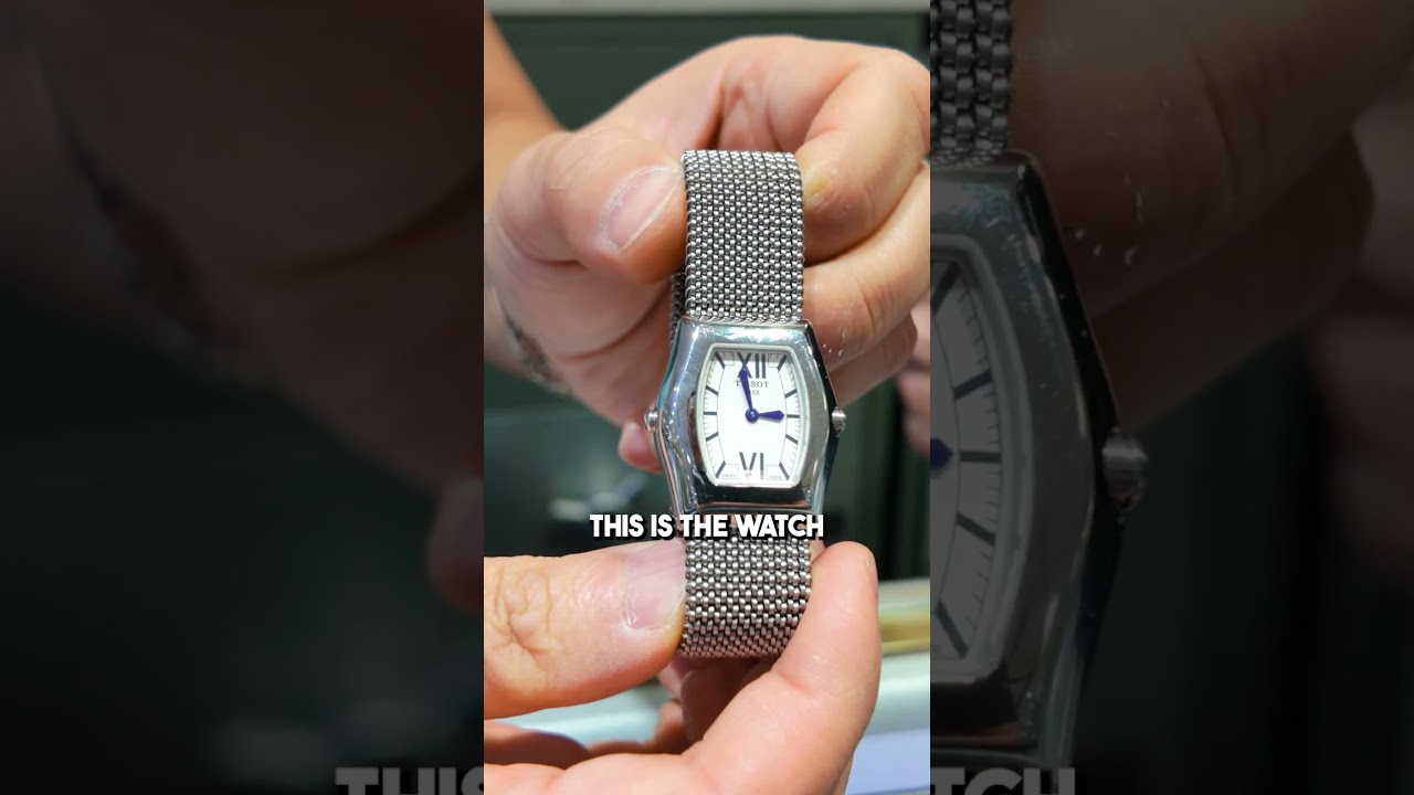 Стильные часы с двумя часовыми поясами GMT.
