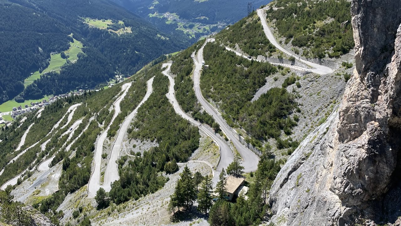 Torri di Fraele per Motorrad - eine der spektakul&auml;rsten Kehrenkombinationen
