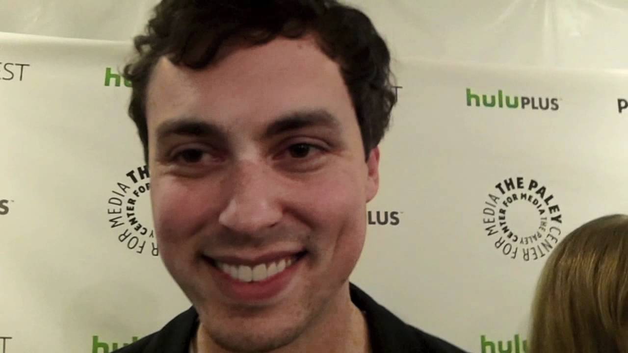 BONES: John Francis Daley on Sweets' Increased Involvement, the Latest on 'Swaisy'