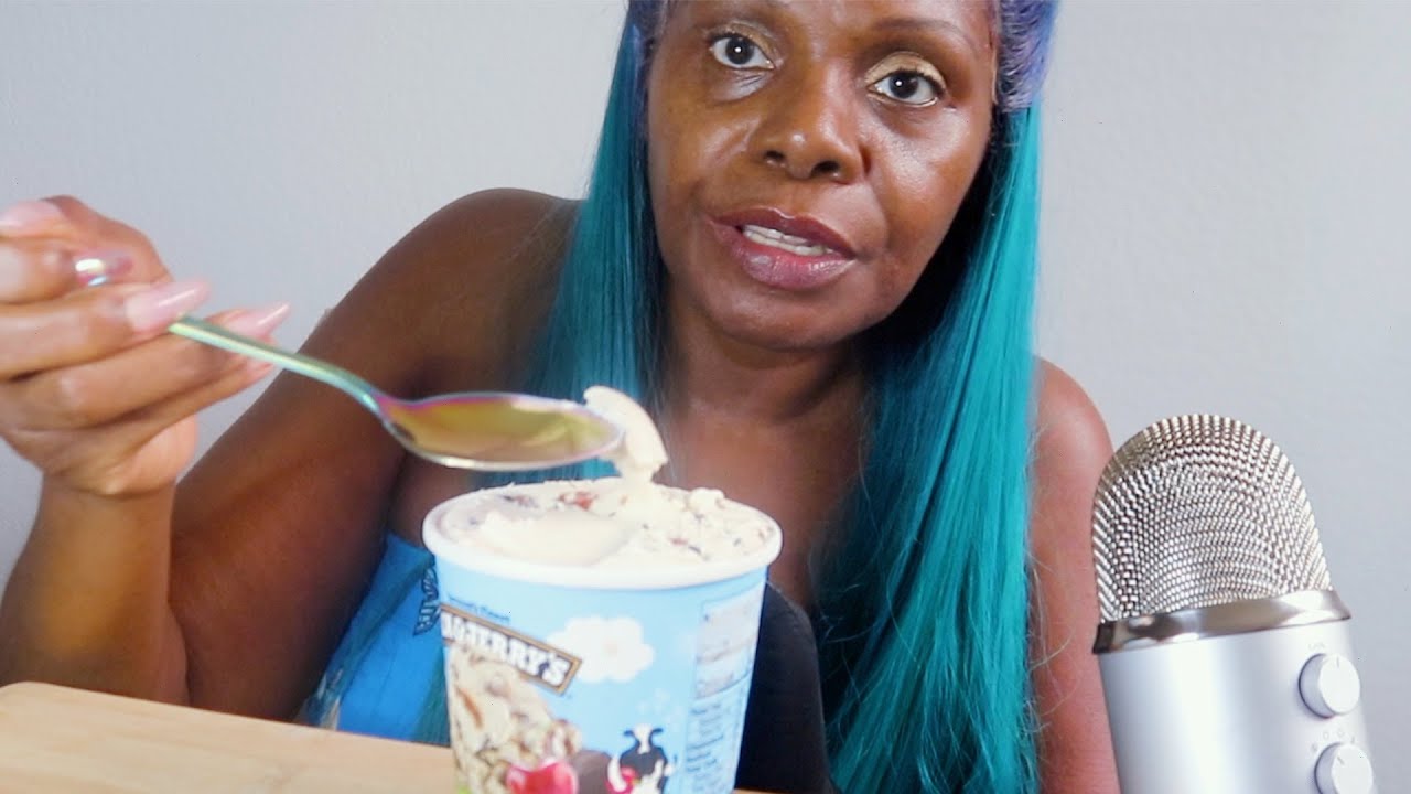 ITS Hot So I Bought CHERRY FUDGE ICE CREAM ASMR EATING SOUNDS