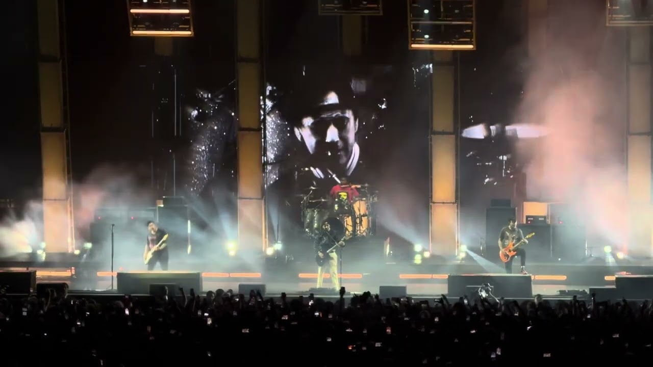 Pierce the Veil- Where Is My Mind?/Floral and Fading LIVE @ MSG 5/20/25